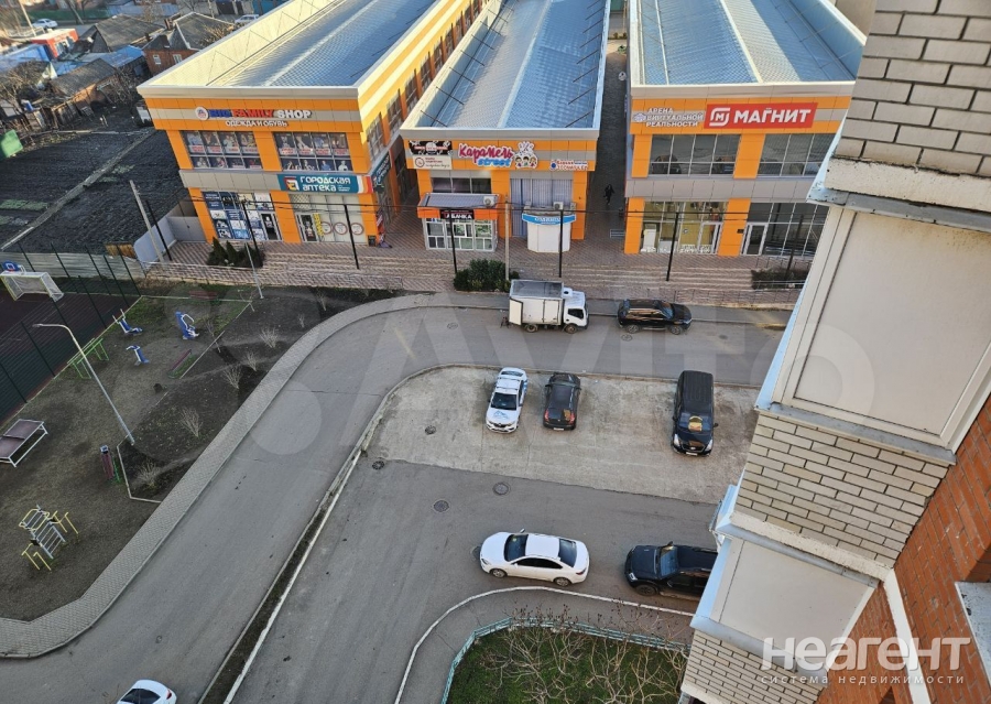 Продается 1-комнатная квартира, 47 м²