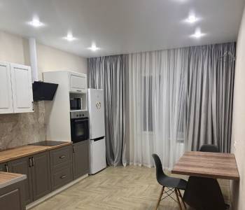 Сдается 2-х комнатная квартира, 65 м²