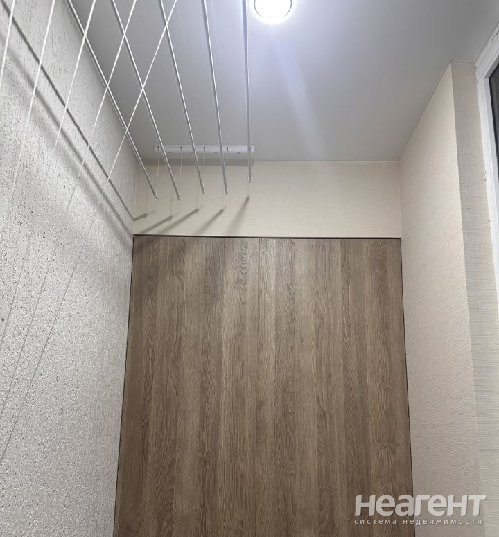 Сдается 2-х комнатная квартира, 65 м²