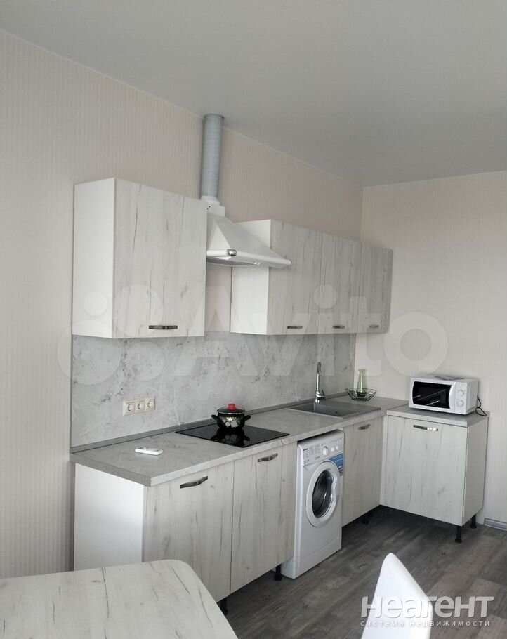 Сдается 1-комнатная квартира, 39,6 м²