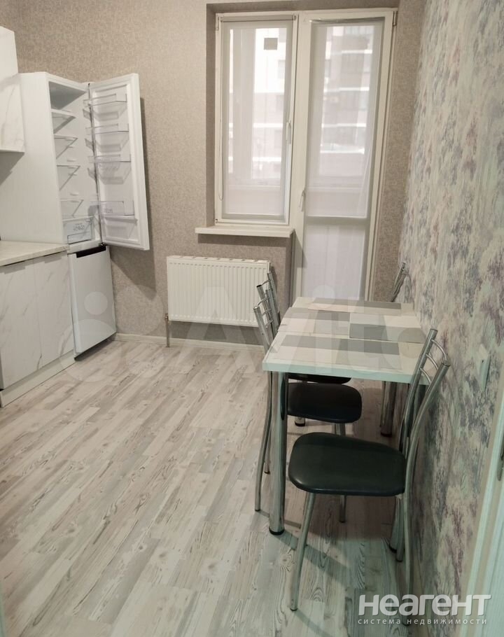 Продается 1-комнатная квартира, 33,4 м²