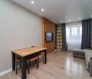 Сдается Многокомнатная квартира, 77 м²