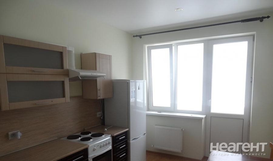 Продается 1-комнатная квартира, 36 м²