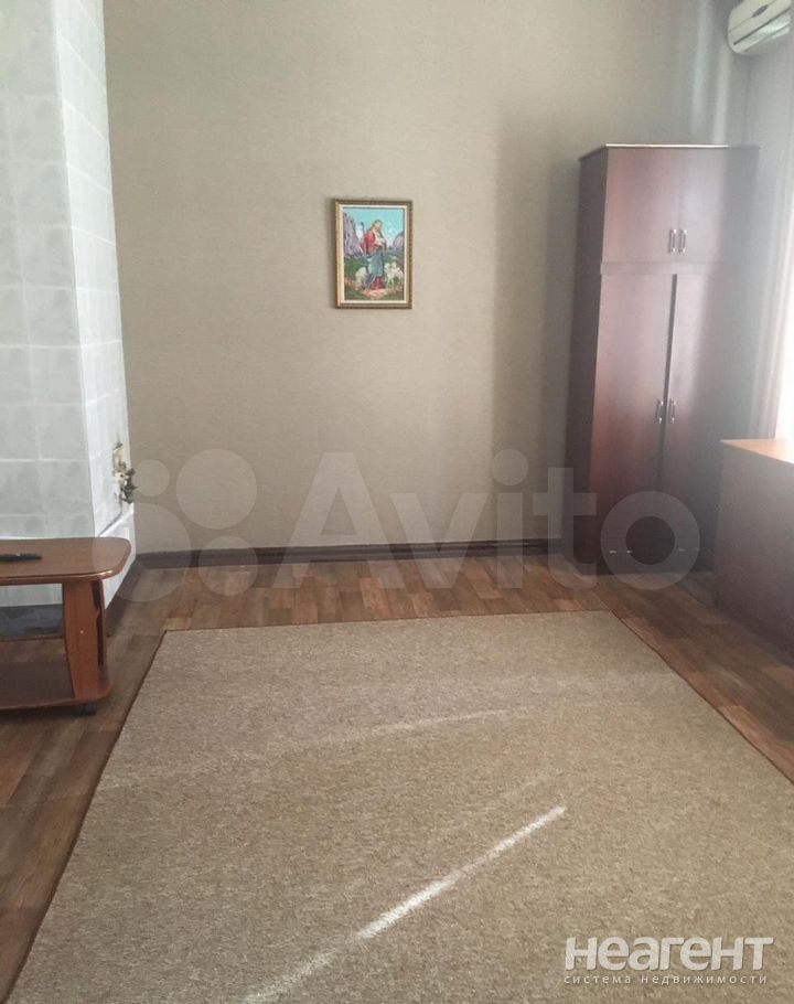 Продается 1-комнатная квартира, 28,8 м²