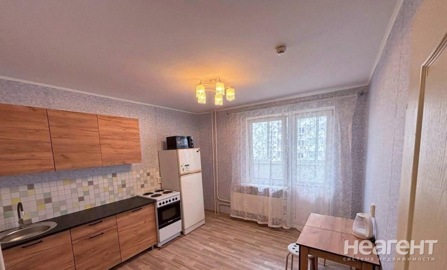 Сдается 2-х комнатная квартира, 58,59 м²