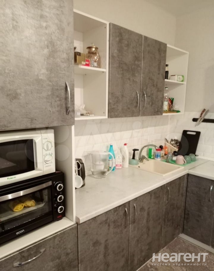 Продается 1-комнатная квартира, 36 м²