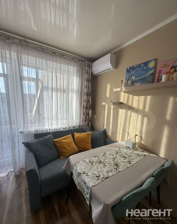 Продается 1-комнатная квартира, 39,8 м²