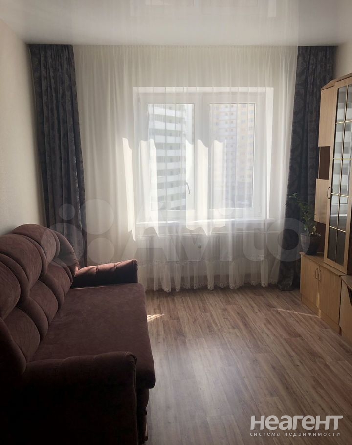 Продается 1-комнатная квартира, 40 м²