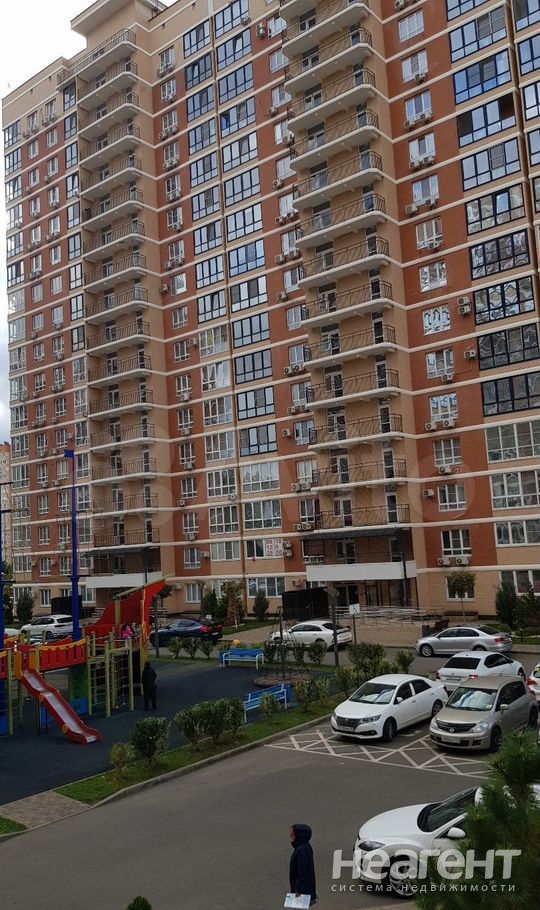 Продается 1-комнатная квартира, 34 м²