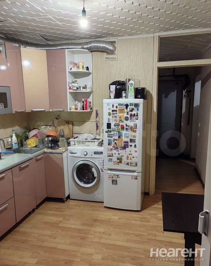 Продается 1-комнатная квартира, 40 м²