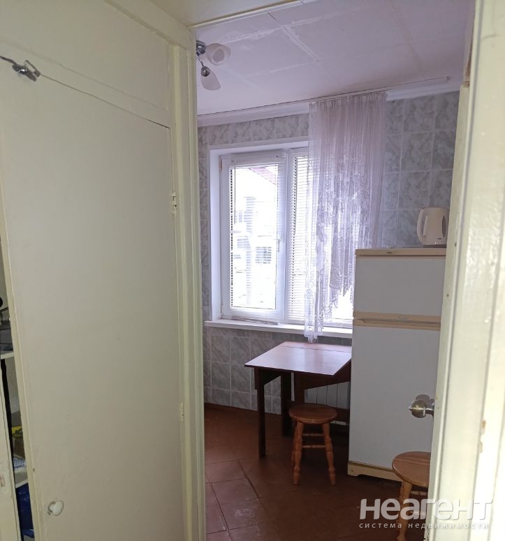 Продается 1-комнатная квартира, 29,6 м²