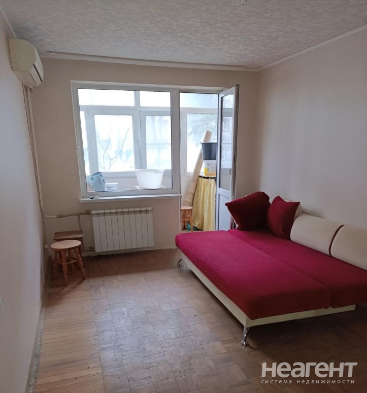 Продается 1-комнатная квартира, 29,6 м²