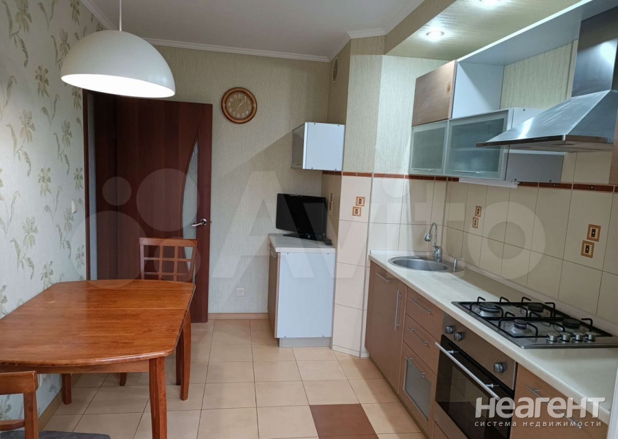 Сдается 2-х комнатная квартира, 56 м²