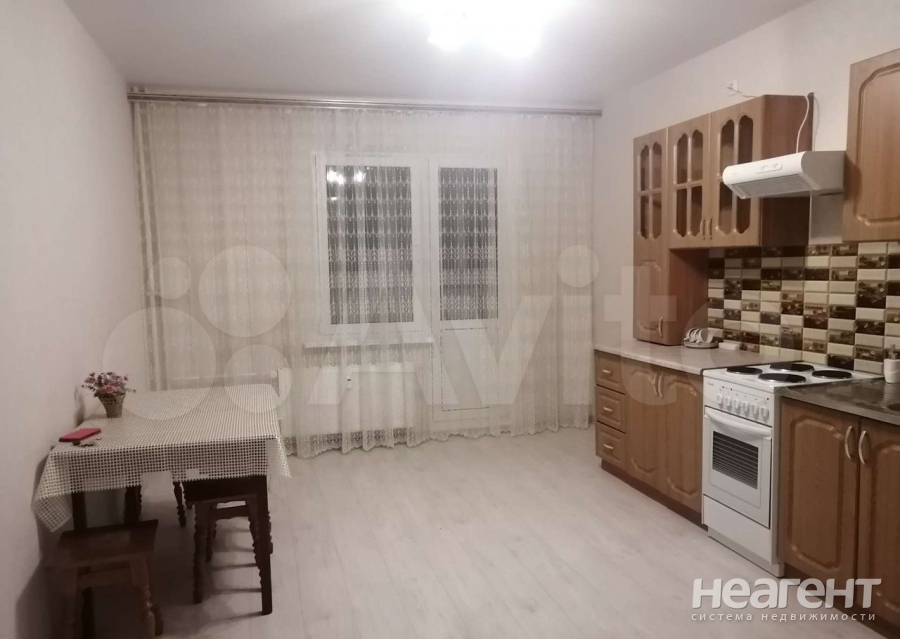 Сдается 2-х комнатная квартира, 60,7 м²