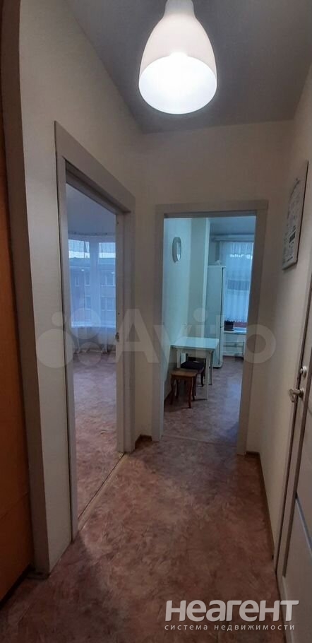 Продается 1-комнатная квартира, 37,3 м²