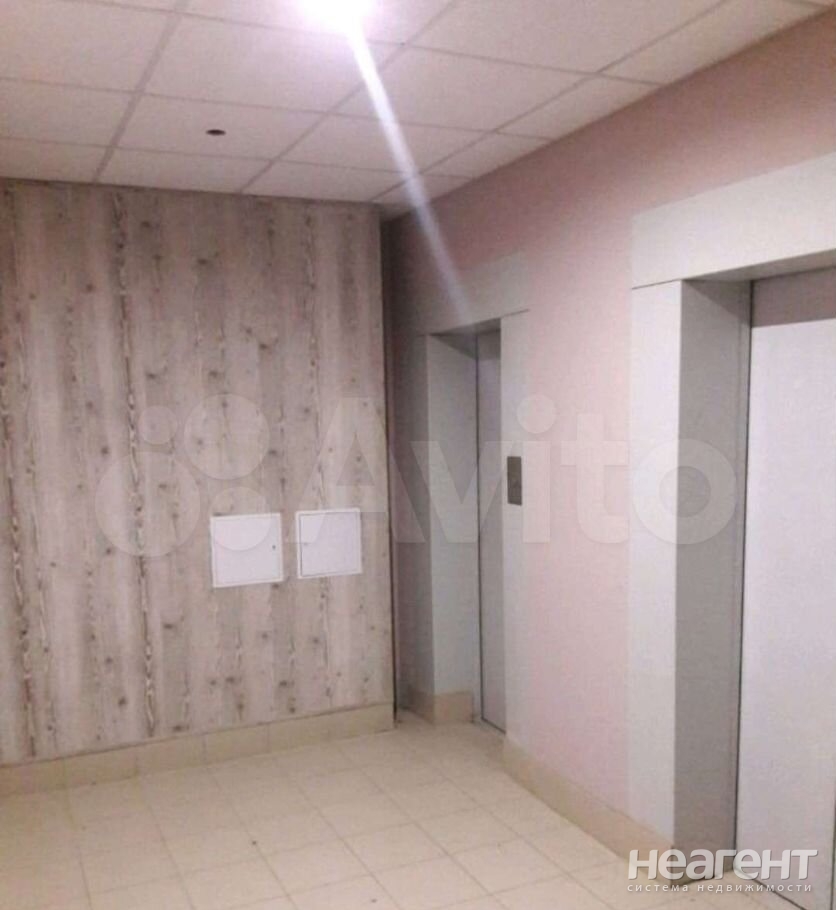 Продается 2-х комнатная квартира, 79 м²