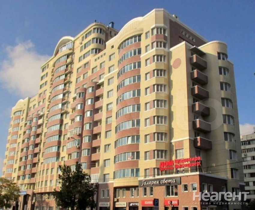 Продается 2-х комнатная квартира, 79 м²