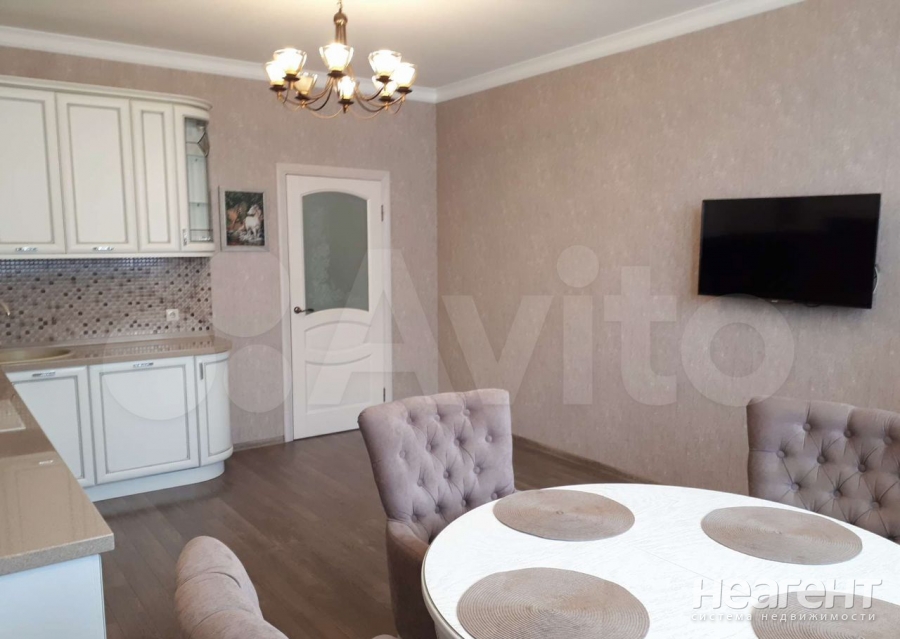 Продается 3-х комнатная квартира, 113 м²