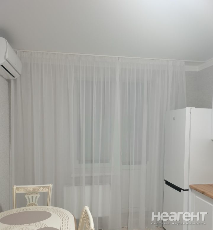 Сдается 2-х комнатная квартира, 72 м²