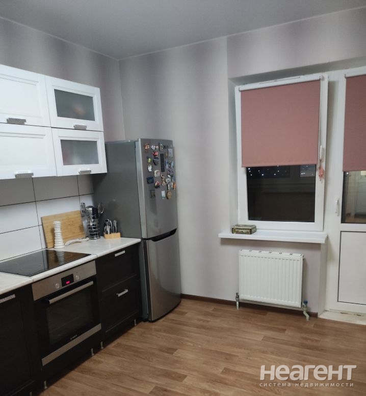 Продается 1-комнатная квартира, 36 м²