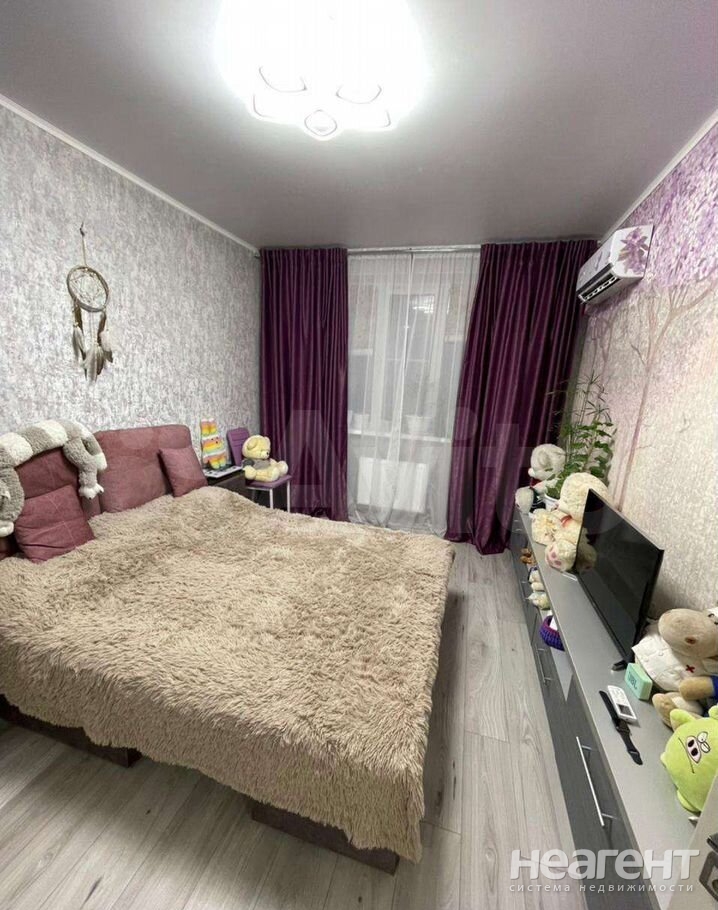 Продается 1-комнатная квартира, 35 м²