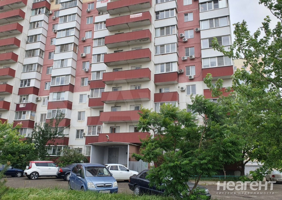 Продается 1-комнатная квартира, 32 м²