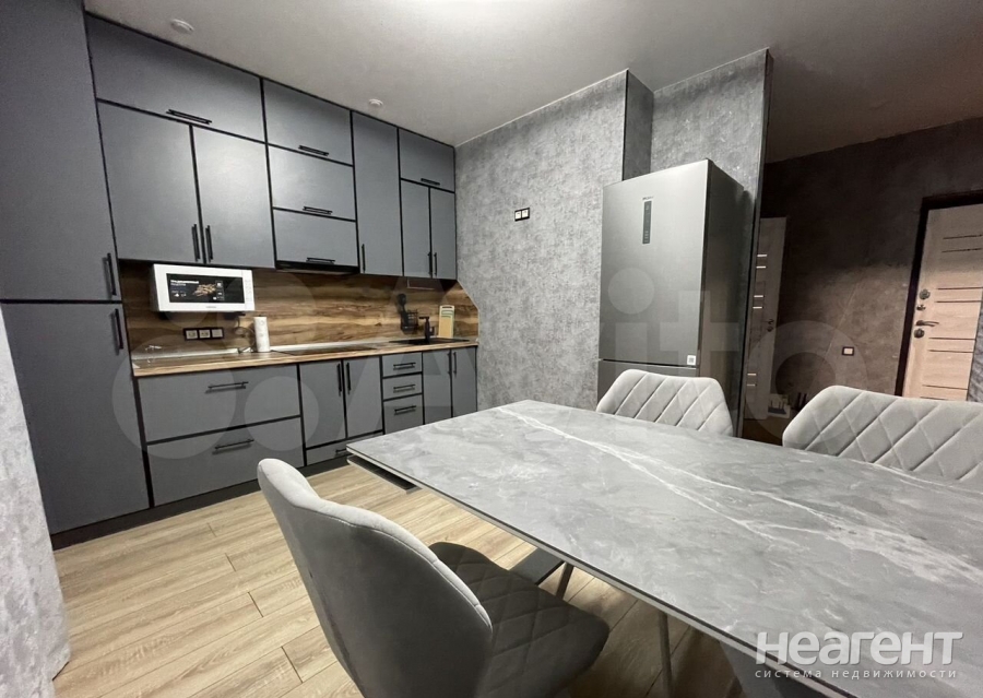 Продается 1-комнатная квартира, 35,6 м²