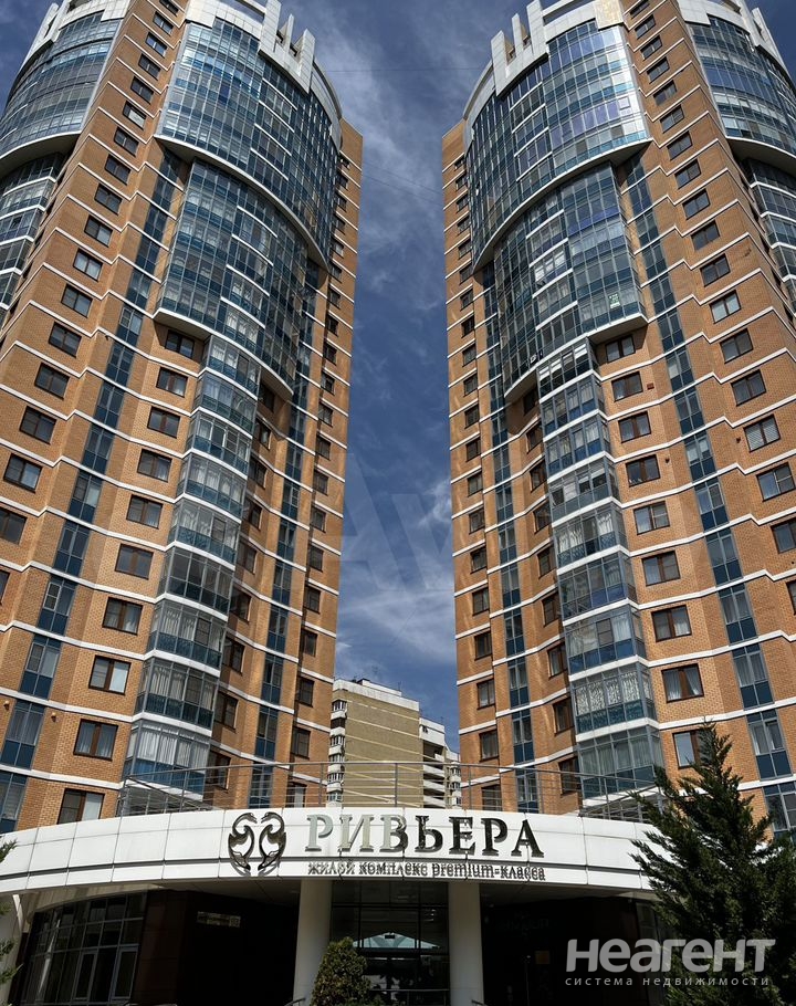 Сдается Многокомнатная квартира, 134 м²