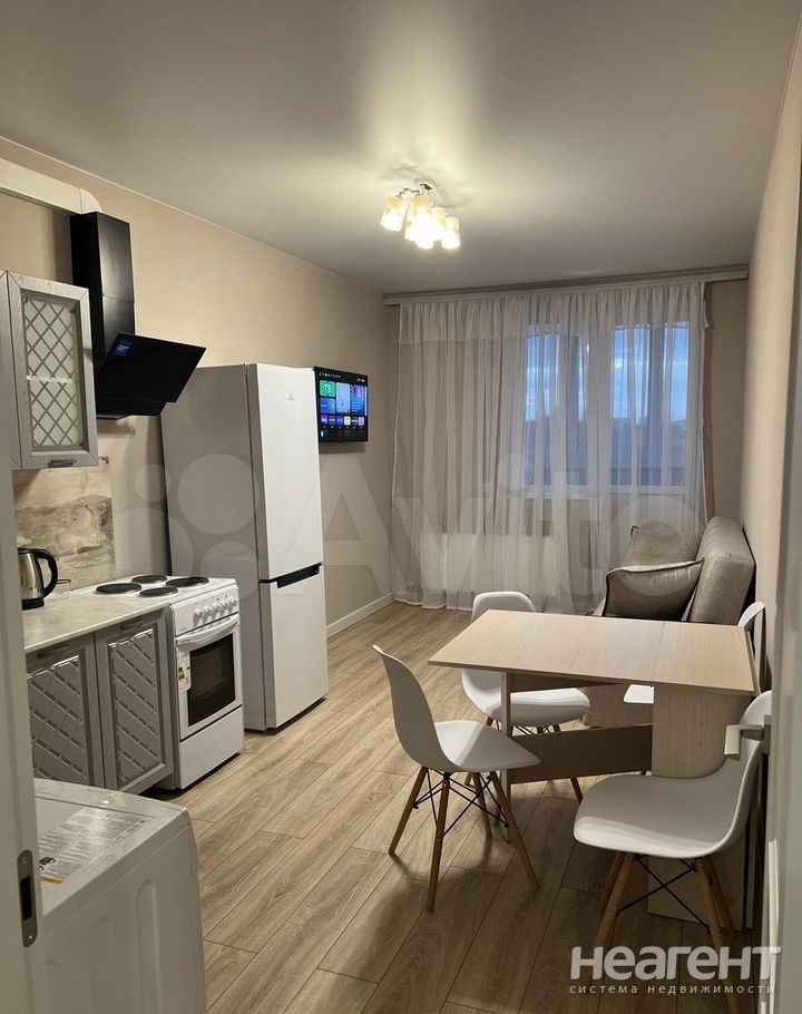 Сдается Многокомнатная квартира, 65 м²