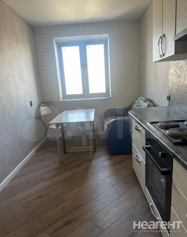 Продается 1-комнатная квартира, 39,9 м²