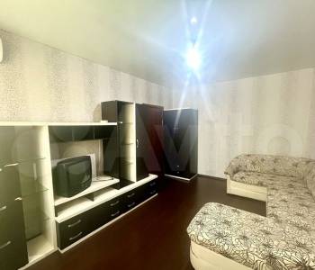 Продается 1-комнатная квартира, 40 м²