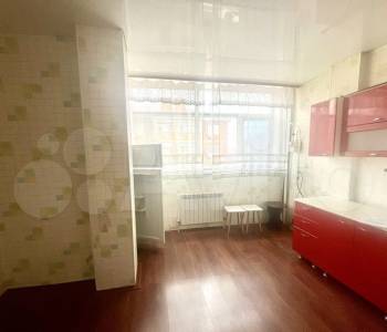 Продается 1-комнатная квартира, 40 м²