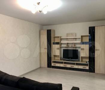 Продается 1-комнатная квартира, 48 м²