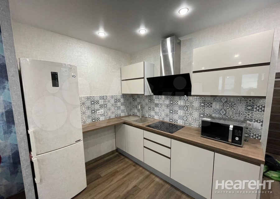 Продается 1-комнатная квартира, 30 м²