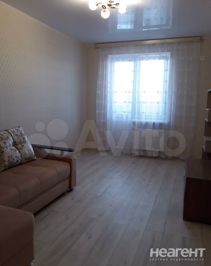 Сдается 1-комнатная квартира, 40 м²