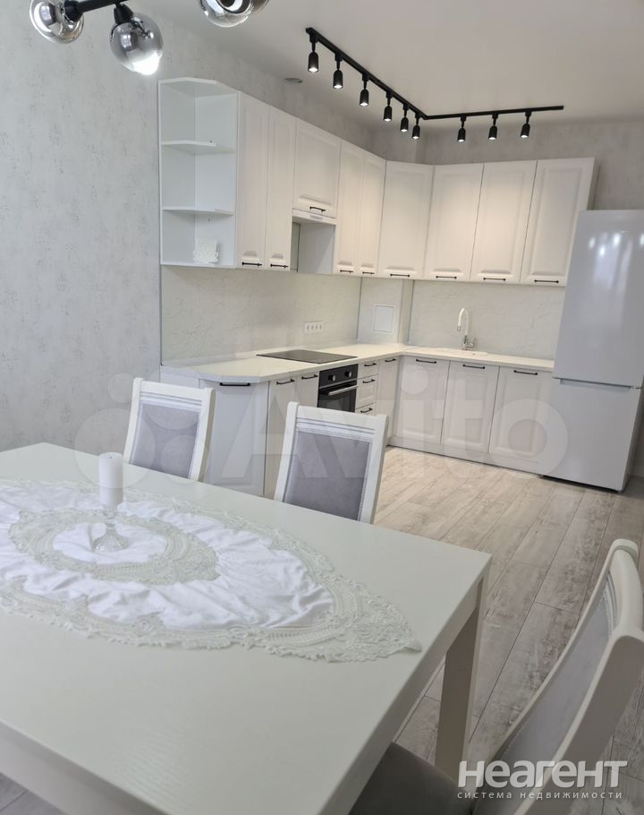 Сдается 2-х комнатная квартира, 58 м²