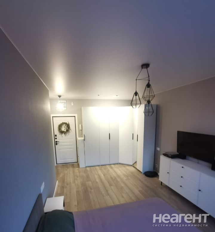 Продается 1-комнатная квартира, 39 м²