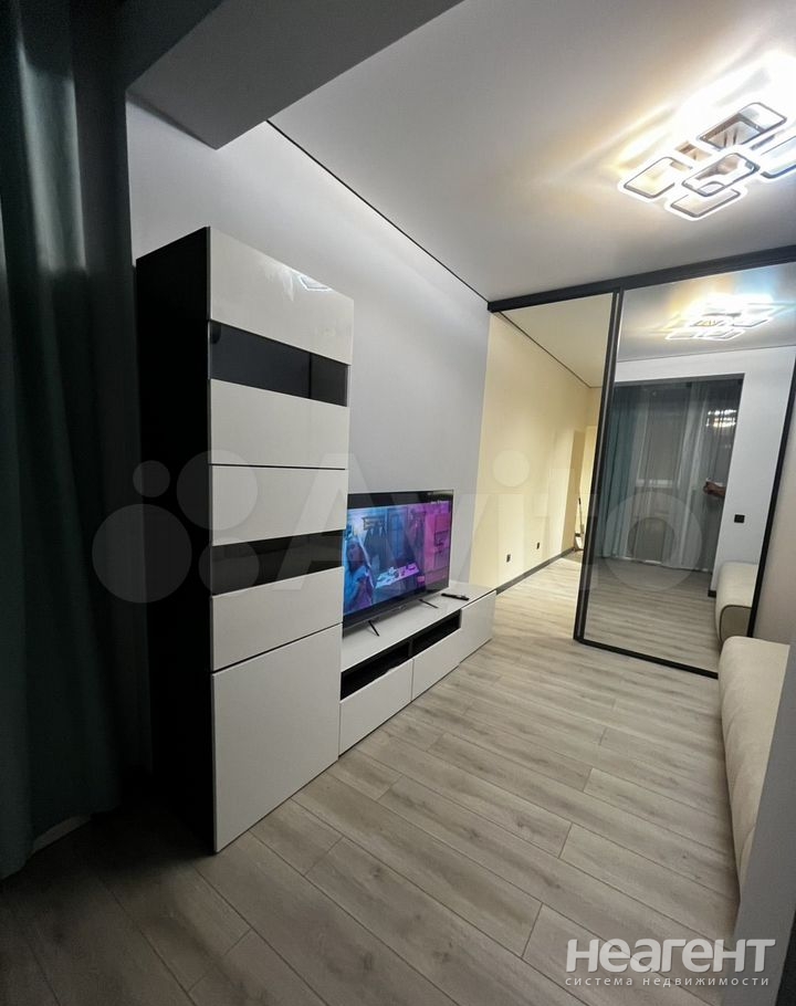 Сдается 1-комнатная квартира, 35 м²