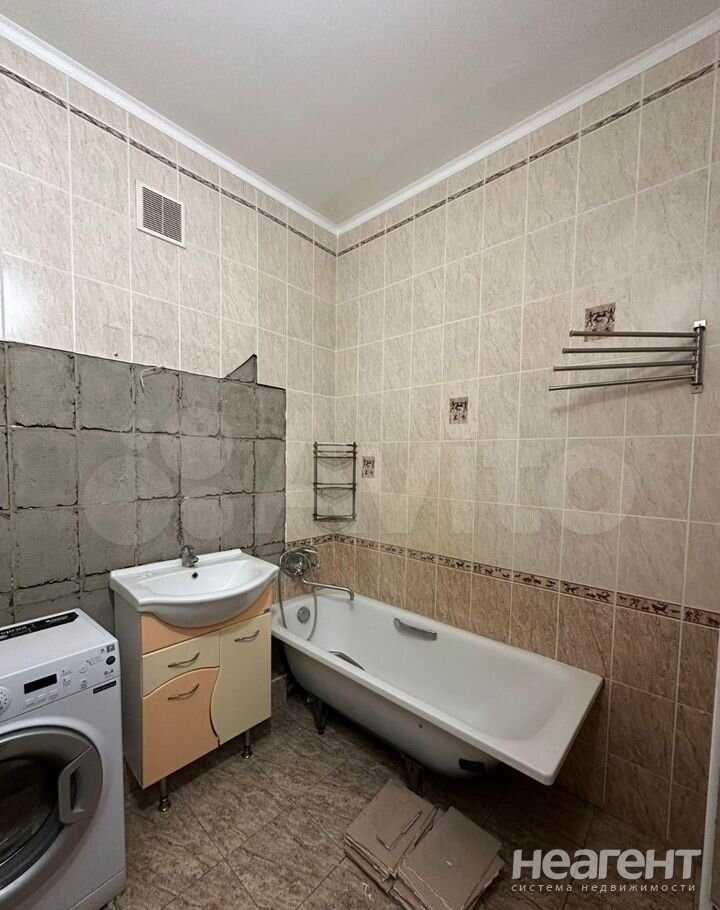 Продается 1-комнатная квартира, 49 м²