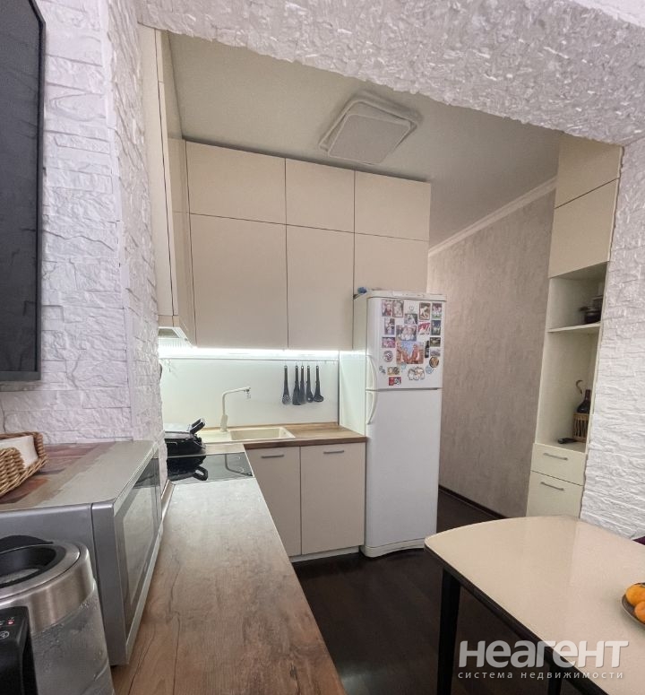 Продается 1-комнатная квартира, 29,5 м²