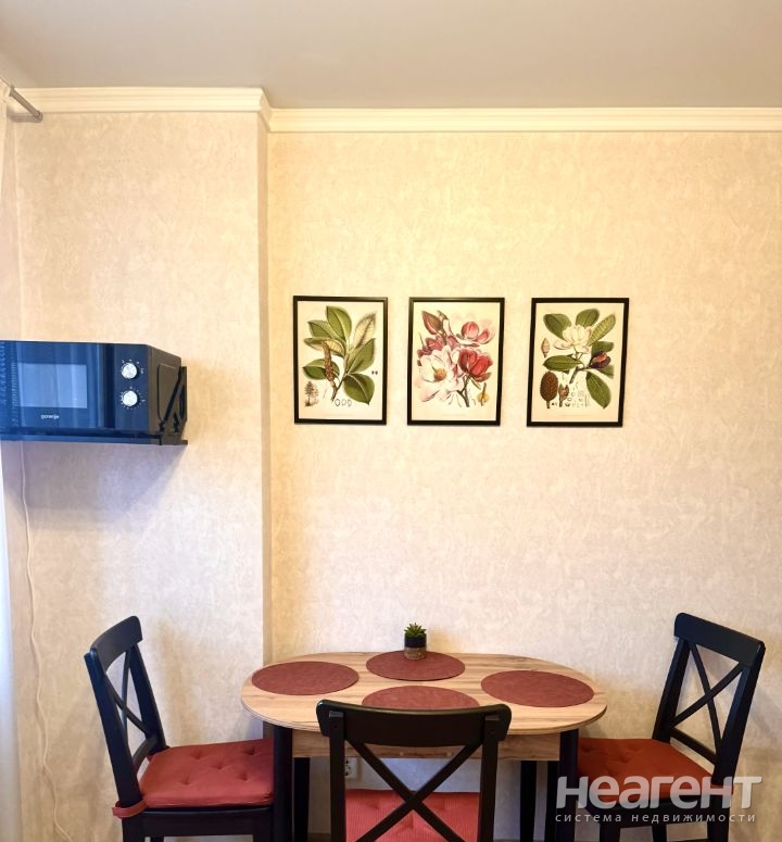 Сдается 1-комнатная квартира, 32,3 м²