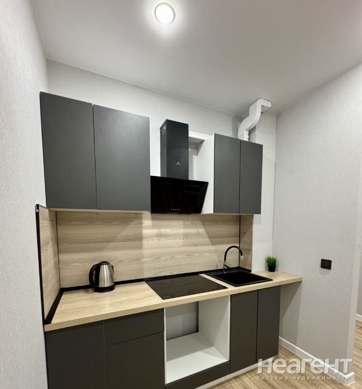 Сдается 1-комнатная квартира, 37 м²