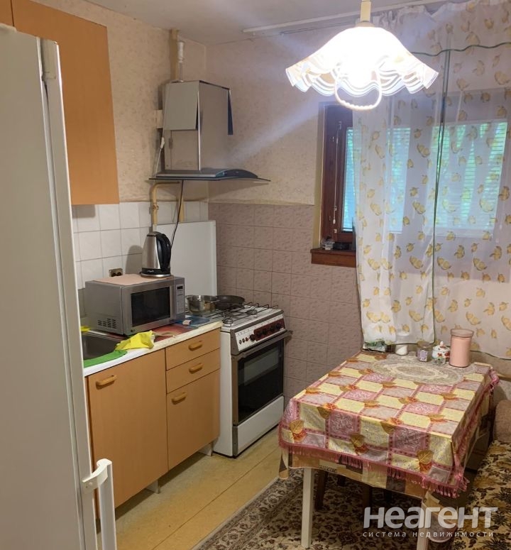 Сдается 1-комнатная квартира, 39,9 м²