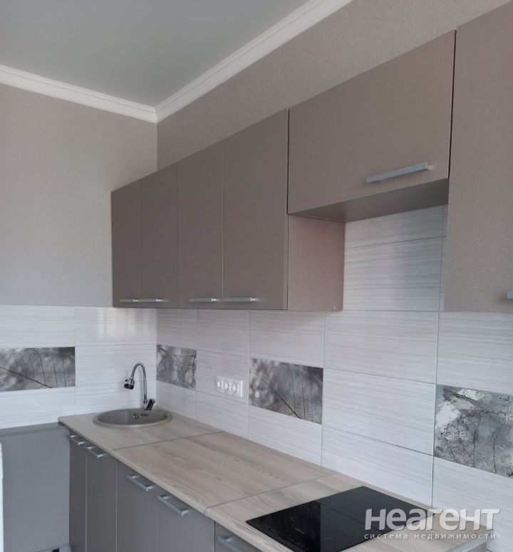 Сдается 1-комнатная квартира, 40,6 м²