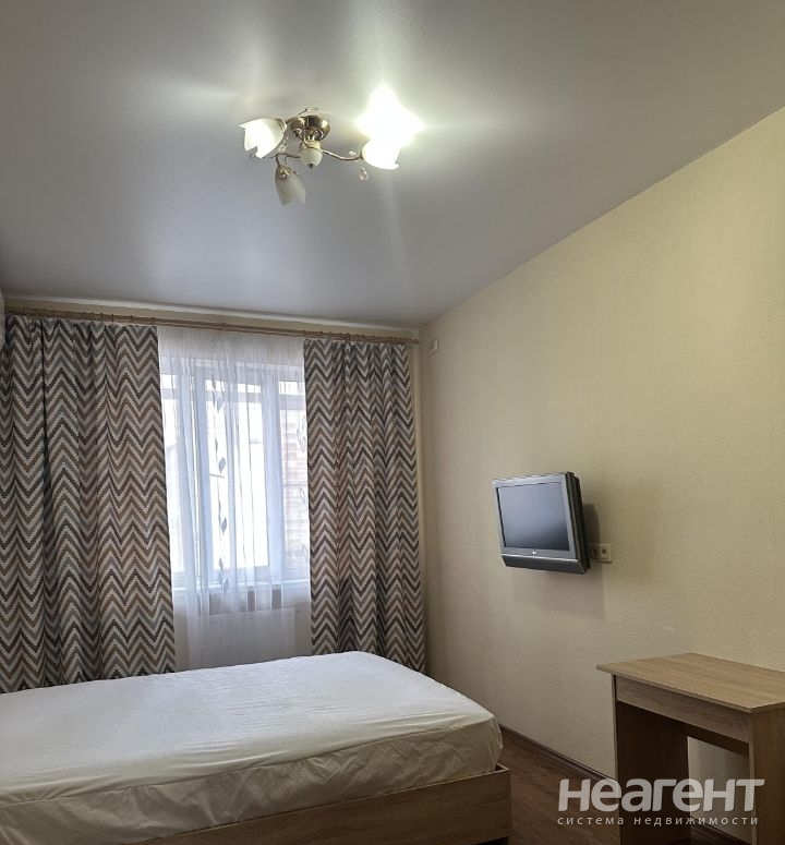 Сдается 1-комнатная квартира, 35 м²