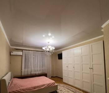 Сдается 1-комнатная квартира, 47,5 м²