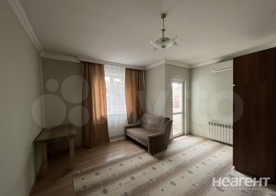 Сдается 2-х комнатная квартира, 80 м²