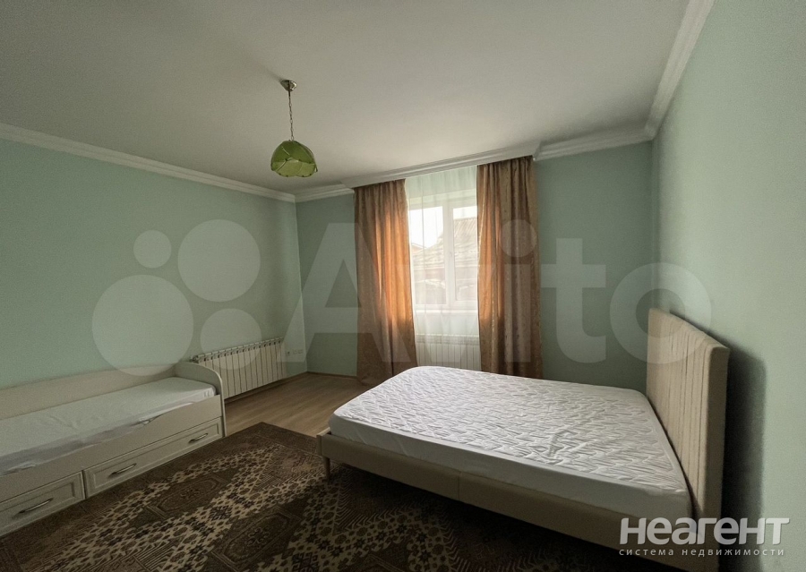 Сдается 2-х комнатная квартира, 80 м²