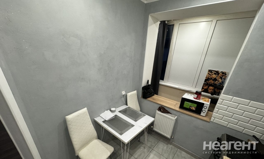 Продается 1-комнатная квартира, 33 м²