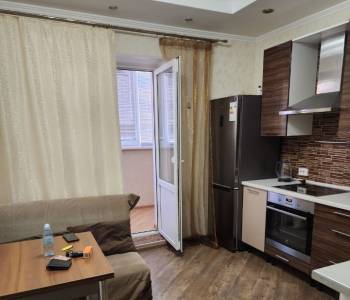 Сдается 1-комнатная квартира, 38 м²